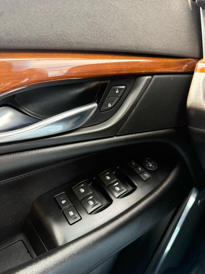 Cadillac Escalade Luxury 4WD 2017