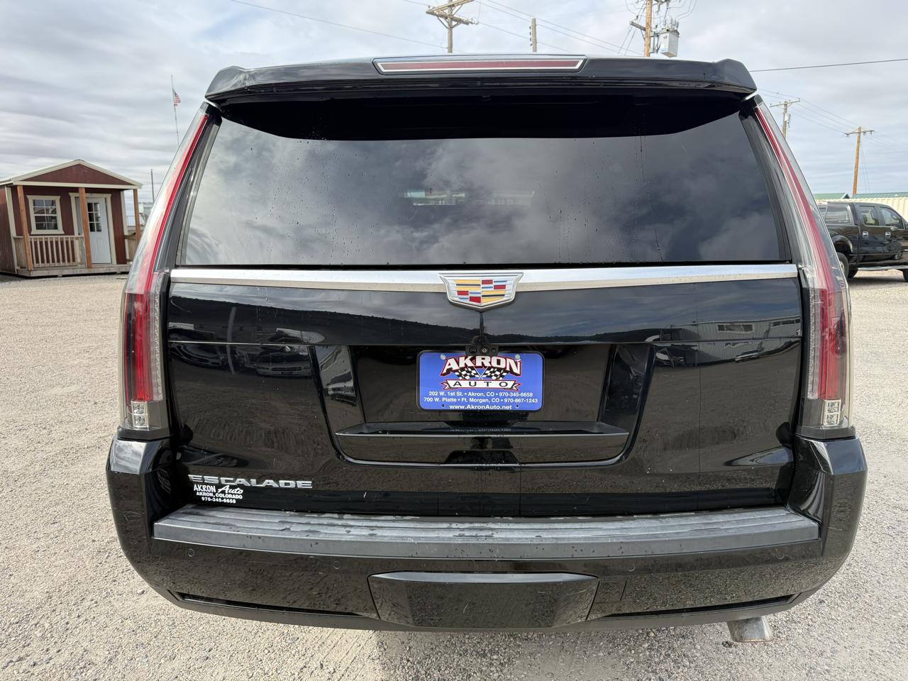 Cadillac Escalade 4WD 4dr Luxury 2017
