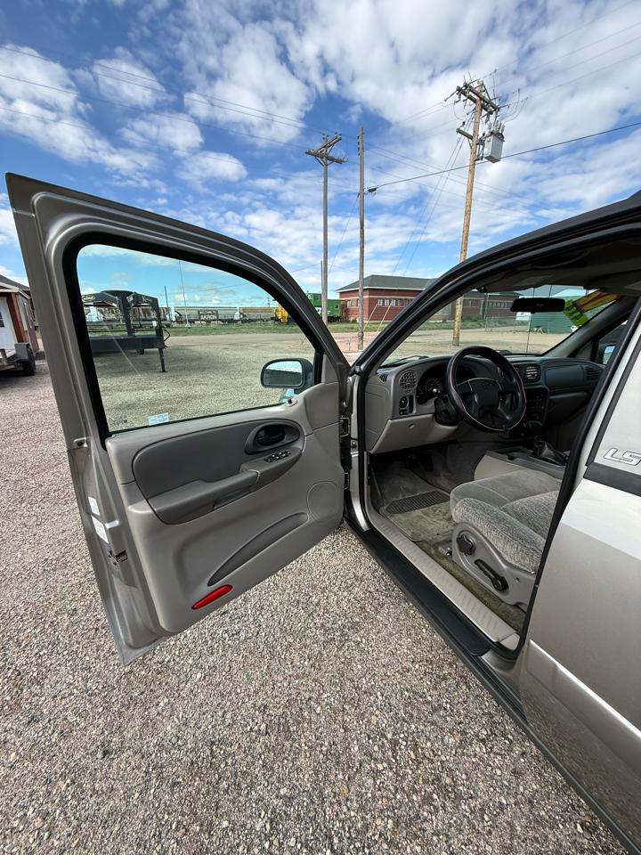Chevrolet TrailBlazer LS 4WD 2002