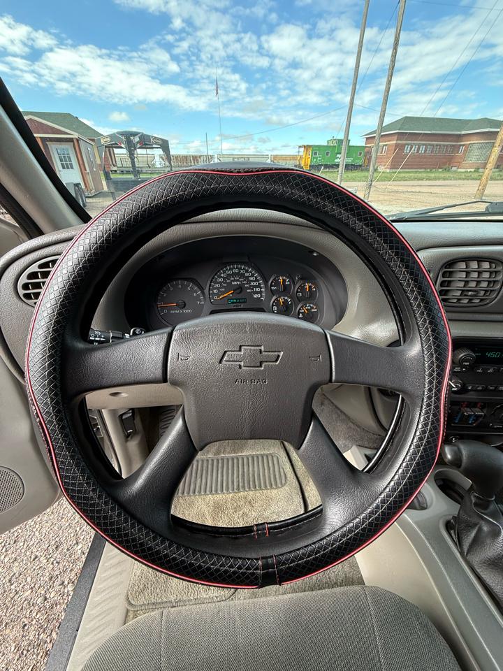 Chevrolet TrailBlazer LS 4WD 2002