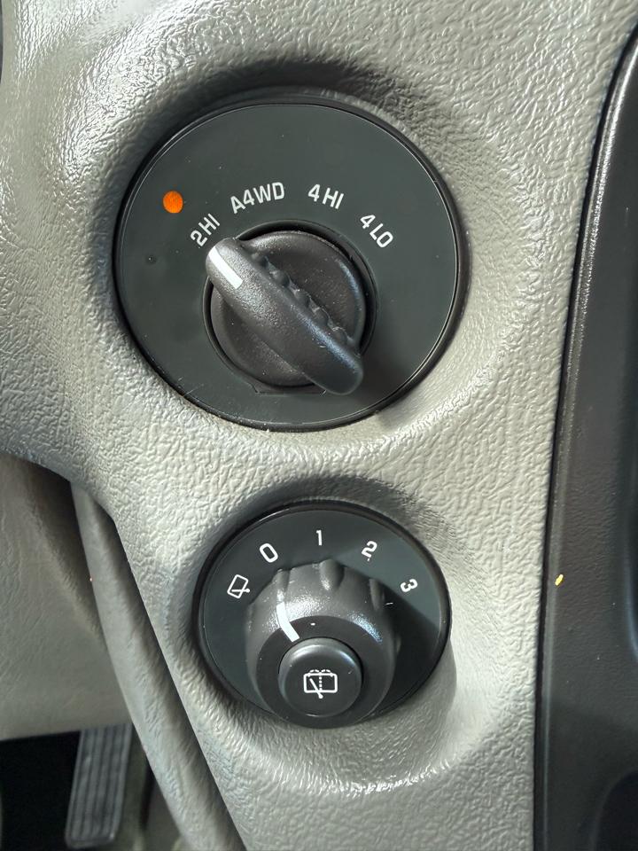 Chevrolet TrailBlazer LS 4WD 2002