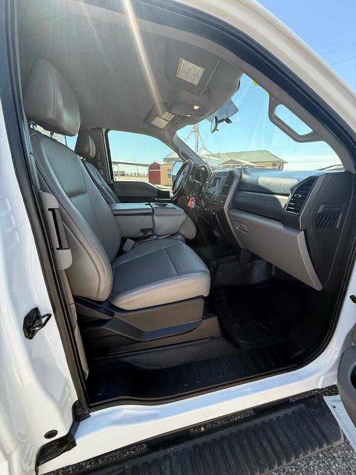 Ford F-250 SD XL SuperCab Long Bed 4WD 2017