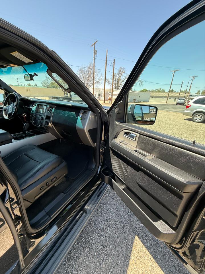 Ford Expedition XLT 4WD 2016