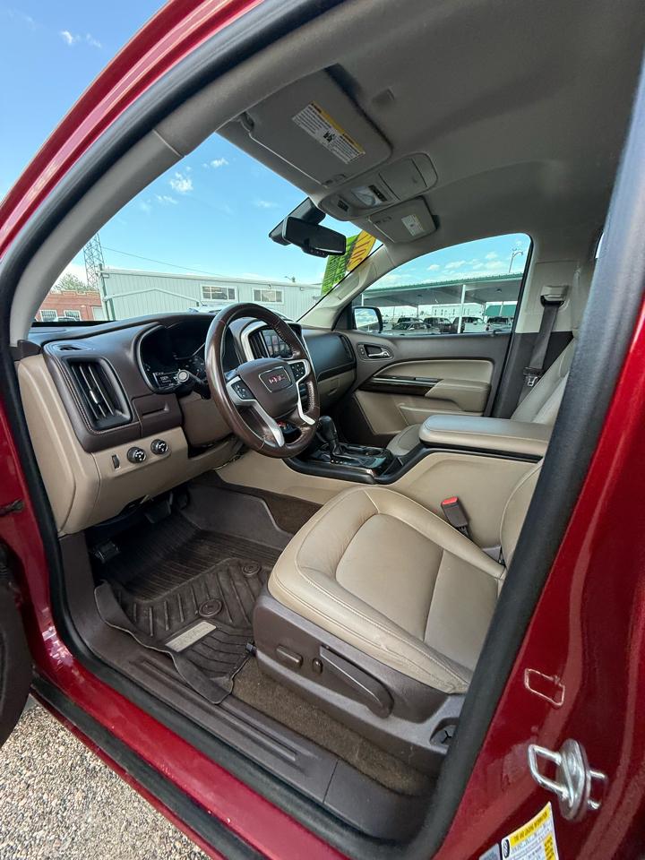 GMC Canyon SLT Crew Cab 4WD Short Box 2017