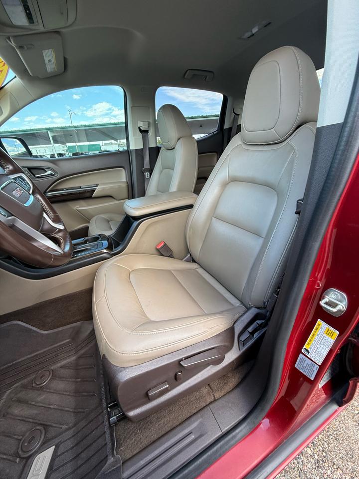 GMC Canyon SLT Crew Cab 4WD Short Box 2017