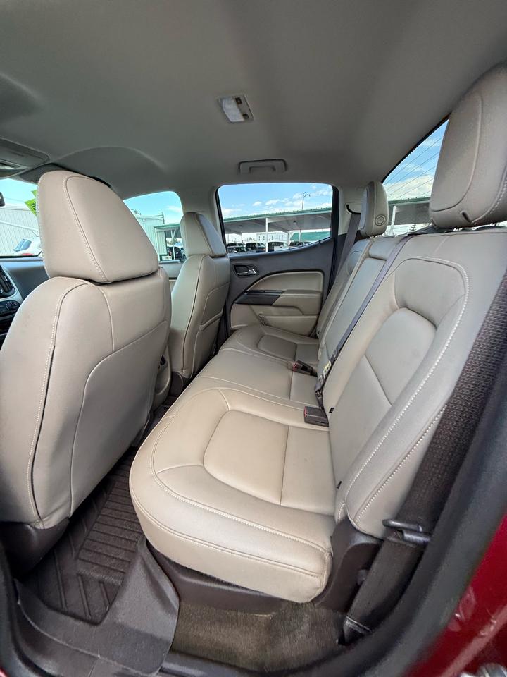 GMC Canyon SLT Crew Cab 4WD Short Box 2017