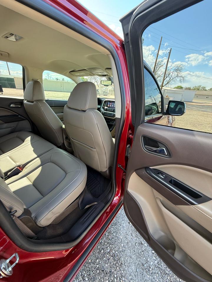 GMC Canyon SLT Crew Cab 4WD Short Box 2017