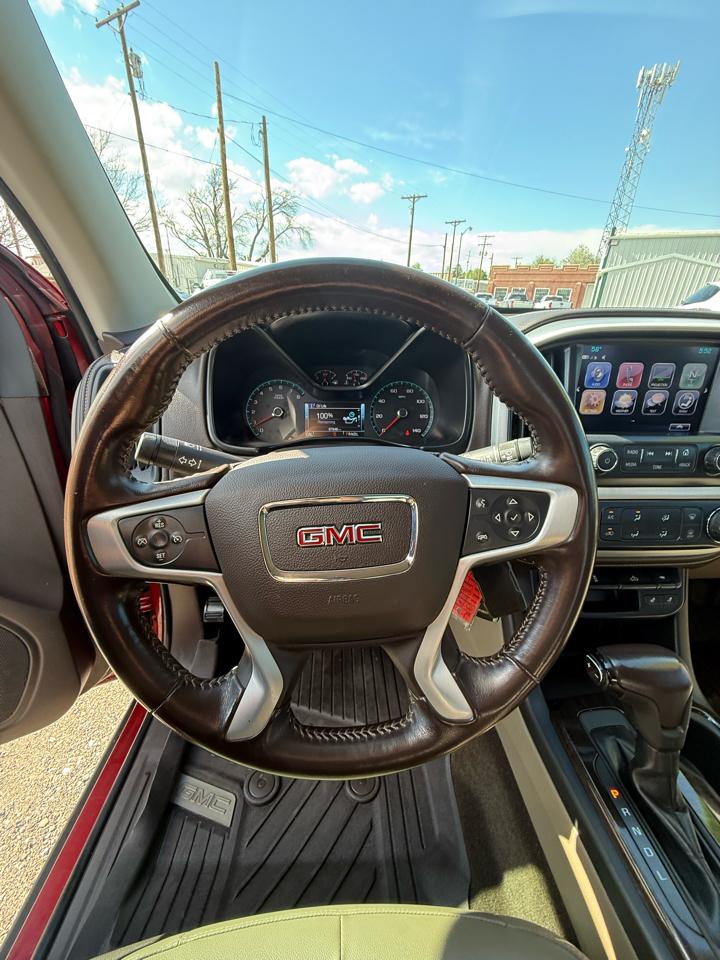 GMC Canyon SLT Crew Cab 4WD Short Box 2017