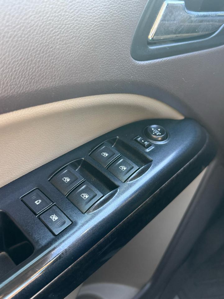GMC Canyon SLT Crew Cab 4WD Short Box 2017