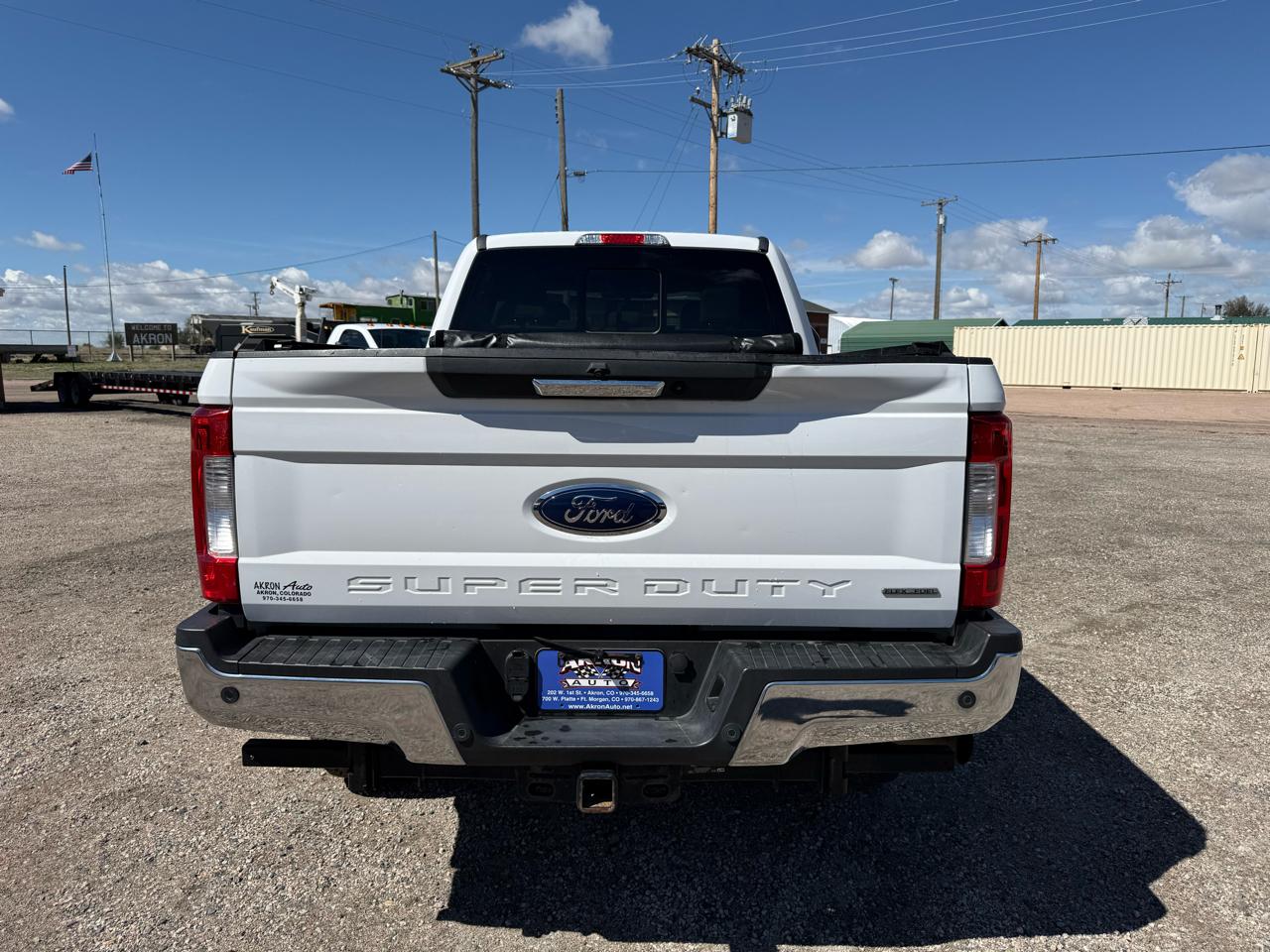 Ford F-350 SD Lariat Crew Cab Short Bed 4WD 2017