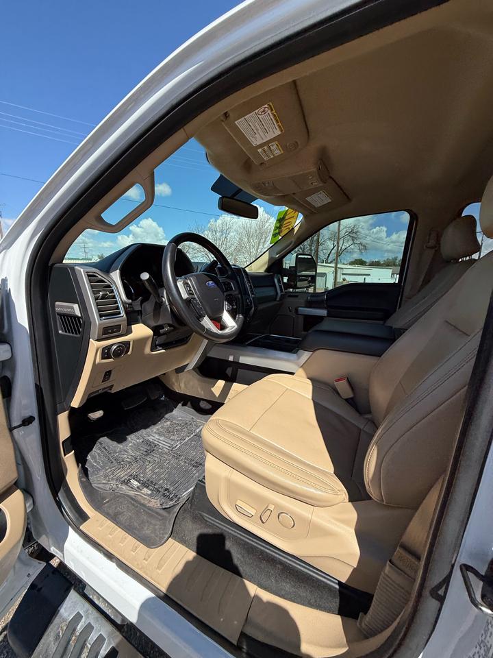 Ford F-350 SD Lariat Crew Cab Short Bed 4WD 2017