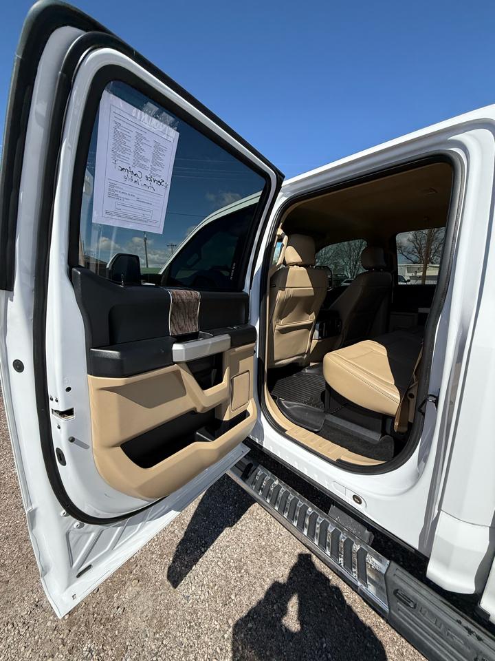 Ford F-350 SD Lariat Crew Cab Short Bed 4WD 2017