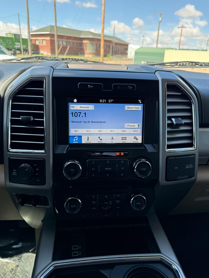 Ford F-350 SD Lariat Crew Cab Short Bed 4WD 2017