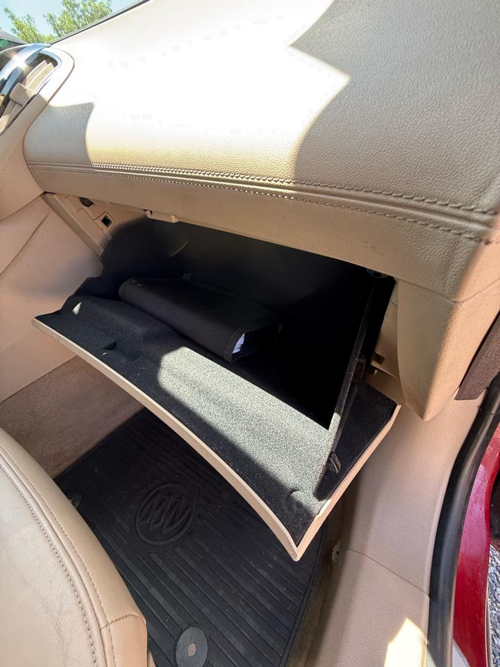 Buick LaCrosse Premium Package 1, w/Leather 2012