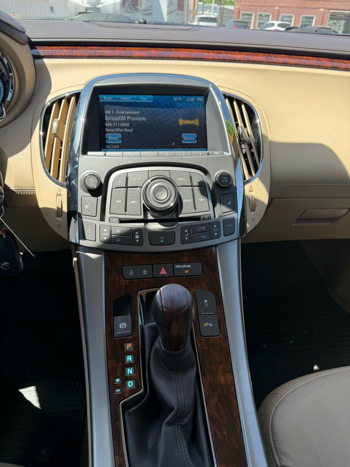 Buick LaCrosse Premium Package 1, w/Leather 2012