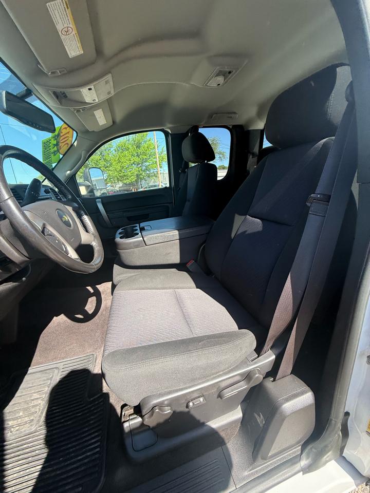 Chevrolet Silverado 2500HD LT Ext. Cab Short Bed 4WD 2013