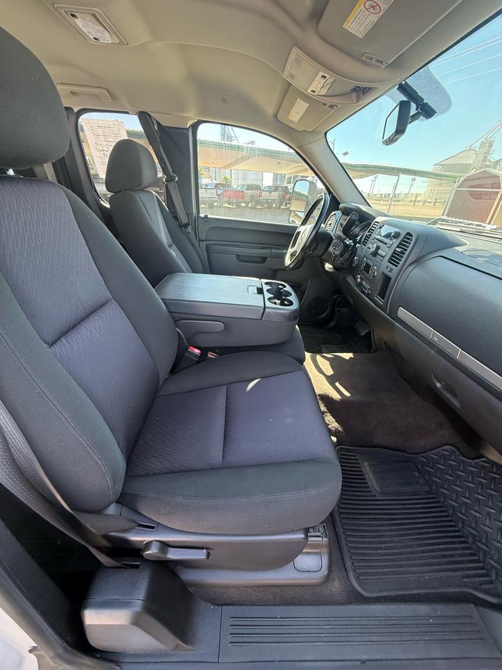 Chevrolet Silverado 2500HD LT Ext. Cab Short Bed 4WD 2013
