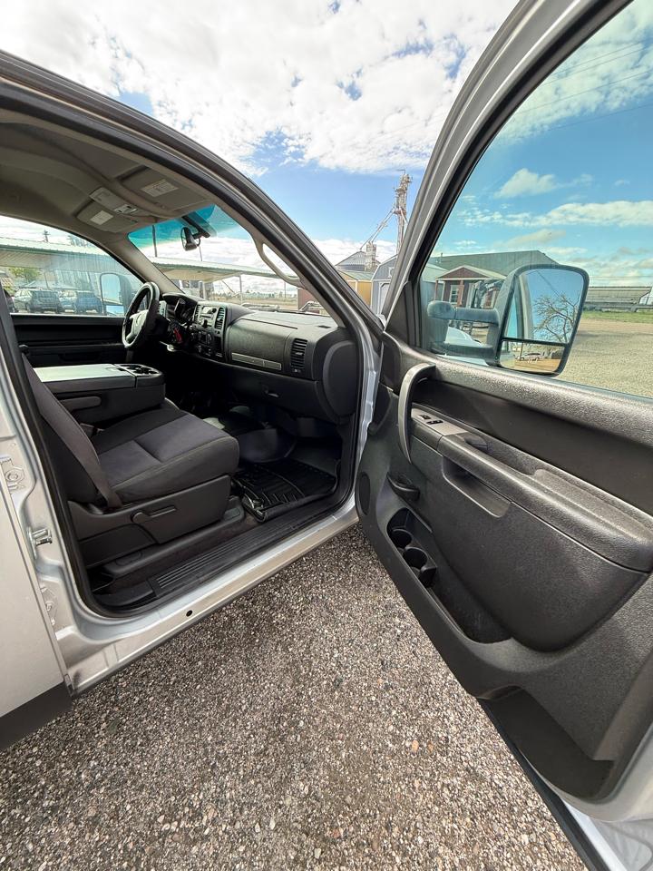 Chevrolet Silverado 3500HD LT1 Crew Cab 4WD 2010