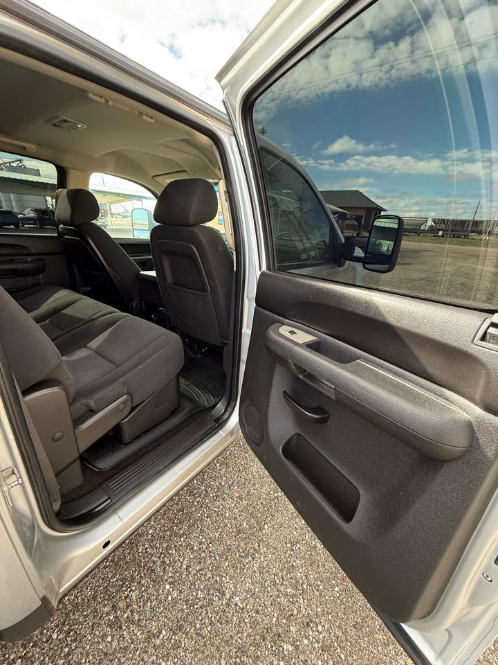 Chevrolet Silverado 3500HD LT1 Crew Cab 4WD 2010