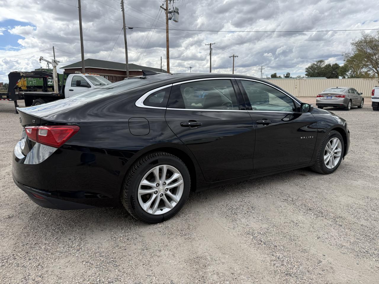 Chevrolet Malibu 4dr Sdn LT w/1LT 2017