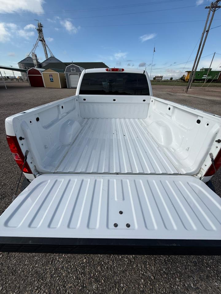 Chevrolet Silverado 1500 Work Truck Ext. Cab Short Bed 4WD 2009
