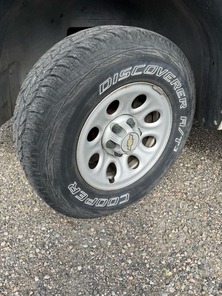 Chevrolet Silverado 1500 Work Truck Ext. Cab Short Bed 4WD 2009