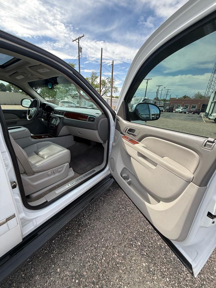 Chevrolet Tahoe LTZ 4WD 2010