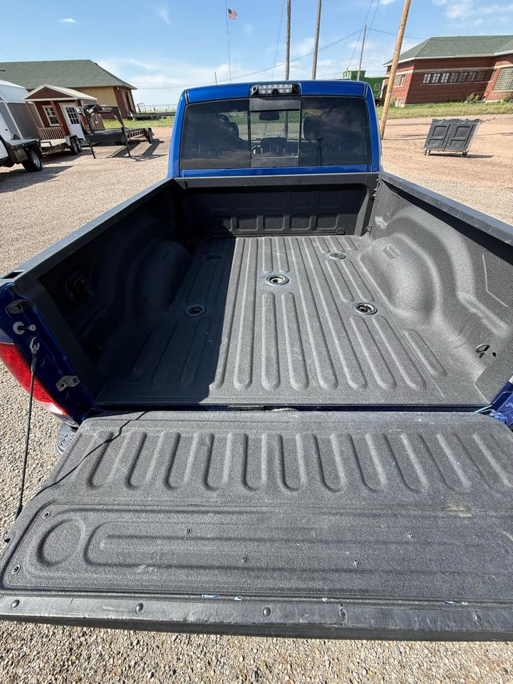 RAM 2500 SLT Crew Cab SWB 4WD 2015