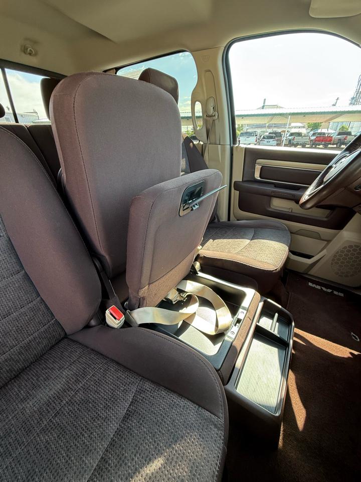 RAM 2500 SLT Crew Cab SWB 4WD 2015