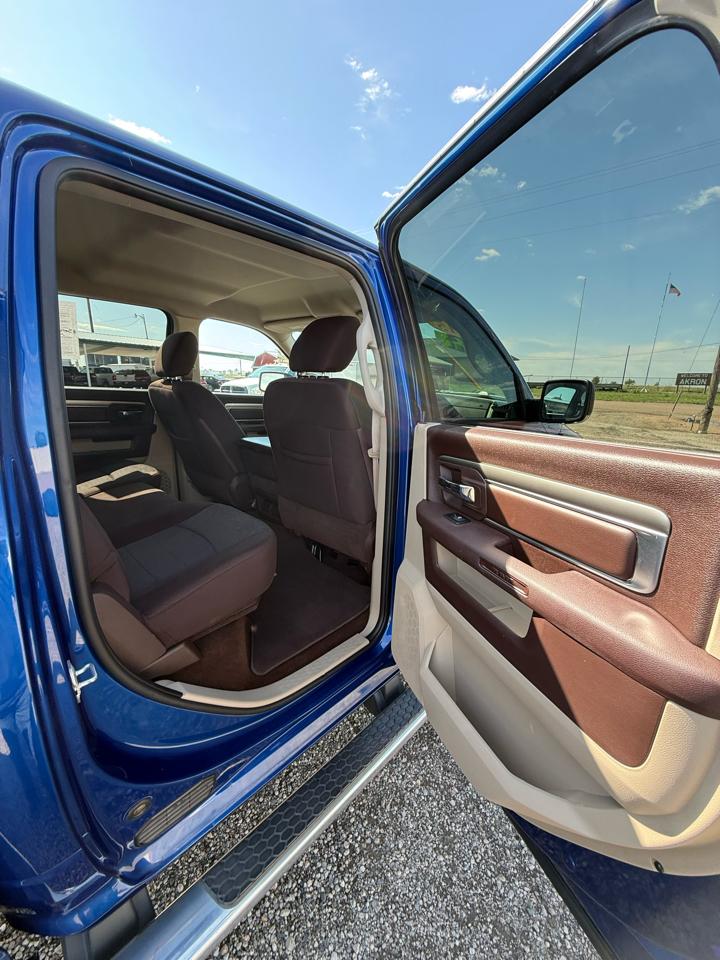 RAM 2500 SLT Crew Cab SWB 4WD 2015