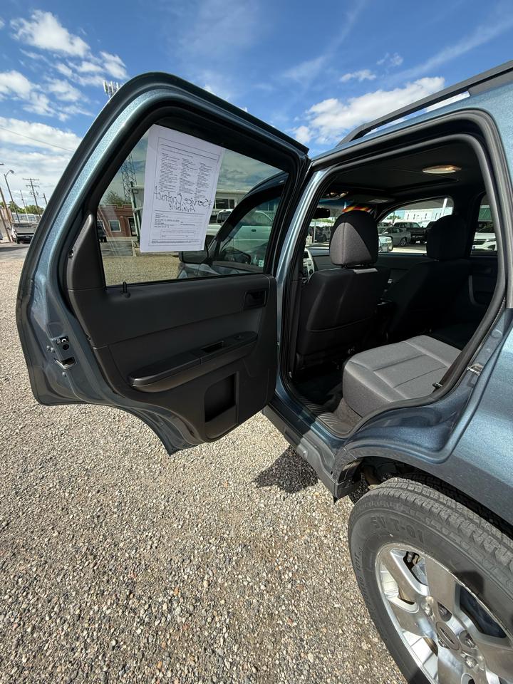 Ford Escape XLT 4WD 2011