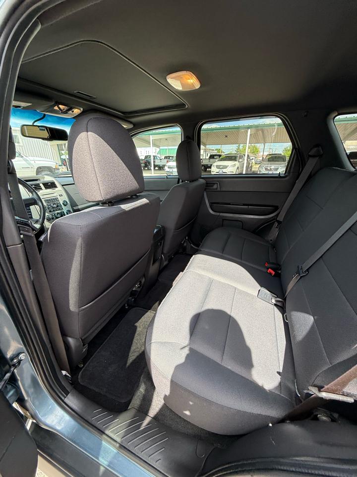 Ford Escape XLT 4WD 2011