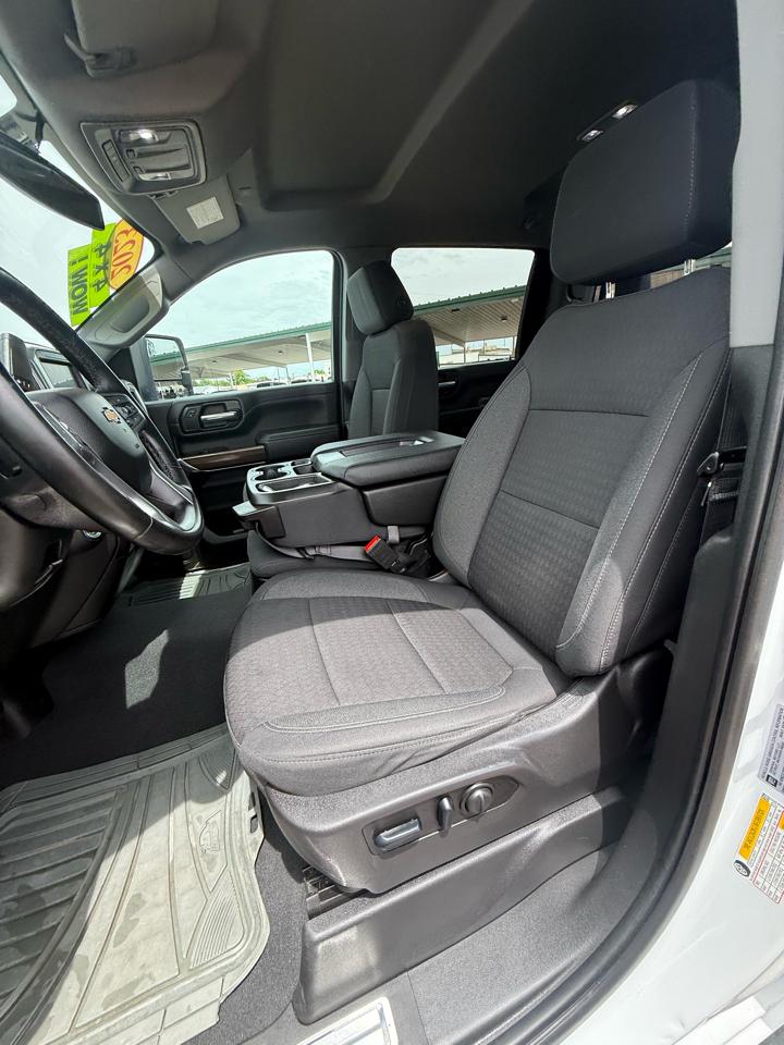 Chevrolet Silverado 2500HD LT Crew Cab Long Box 4WD 2023