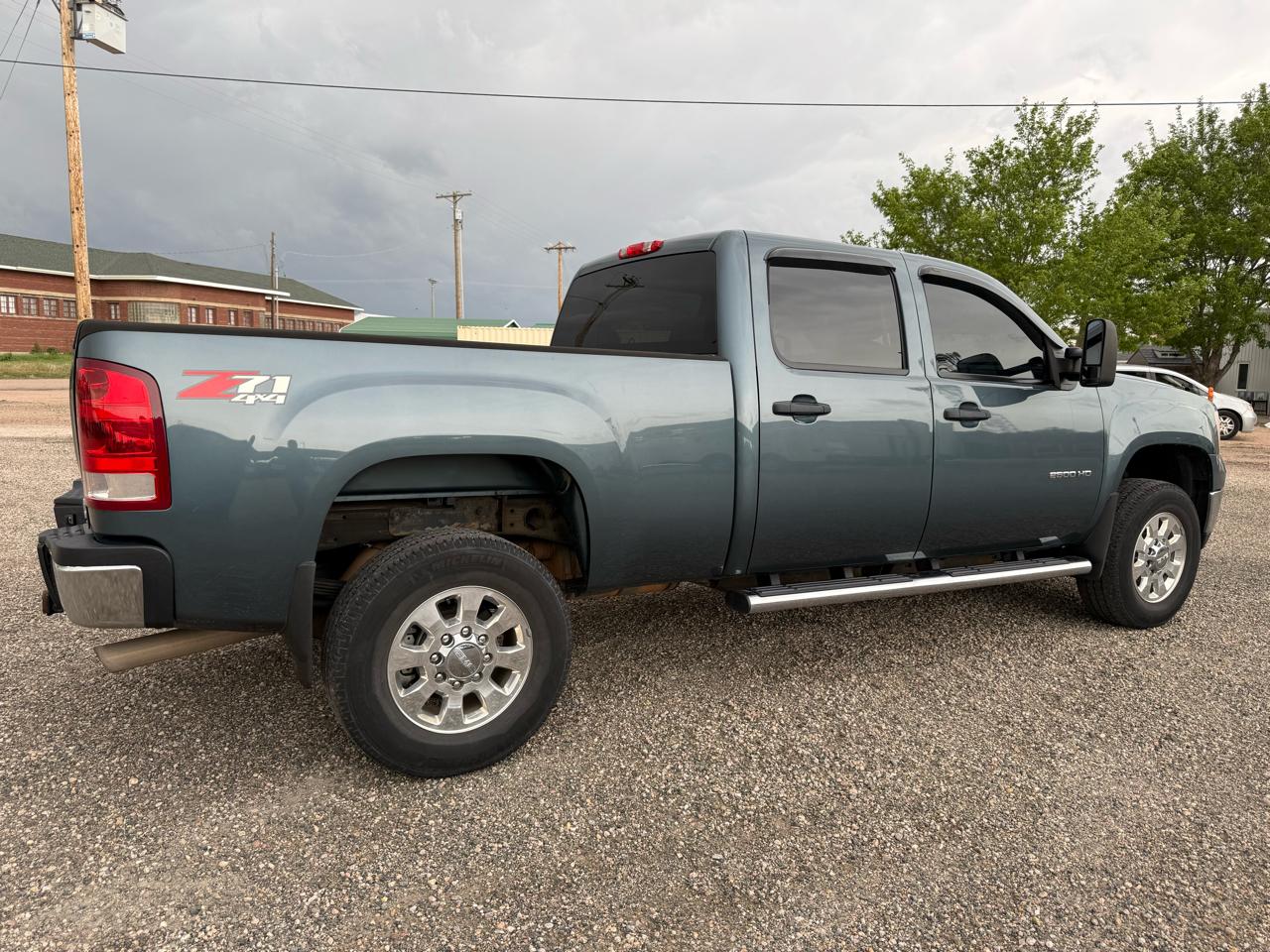 GMC Sierra 2500HD SLE Crew Cab 4WD 2014