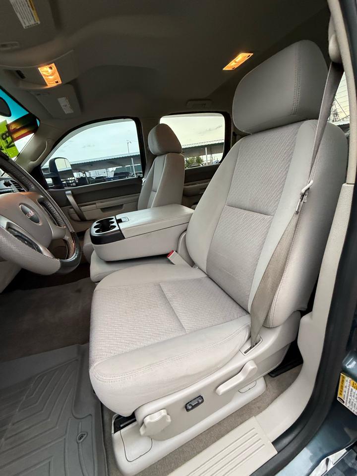 GMC Sierra 2500HD SLE Crew Cab 4WD 2014