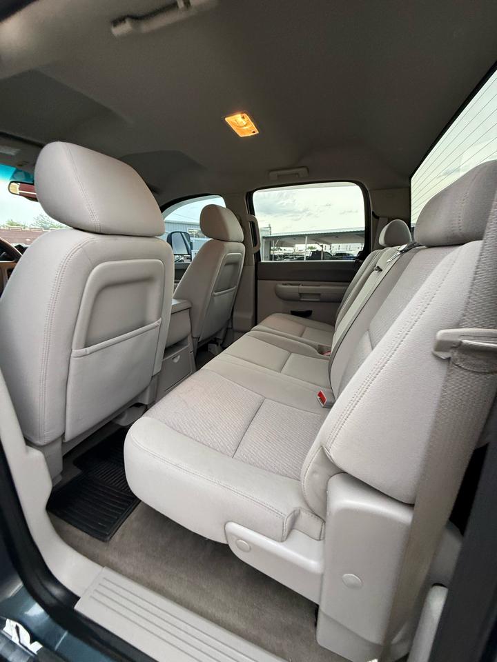 GMC Sierra 2500HD SLE Crew Cab 4WD 2014