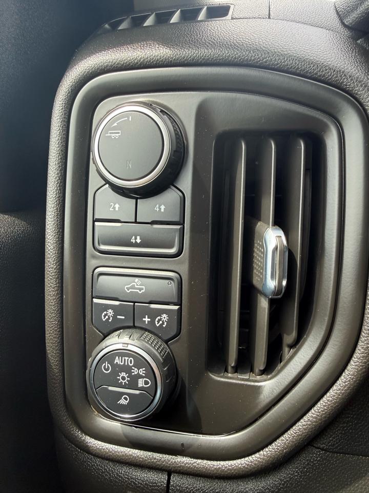 Chevrolet Silverado 2500HD Work Truck Crew Cab Short Bed 4WD 2023