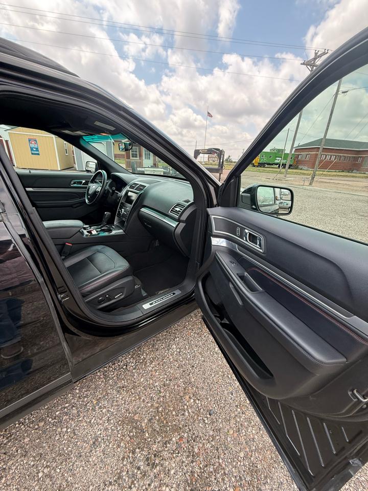 Ford Explorer Sport 4WD 2016
