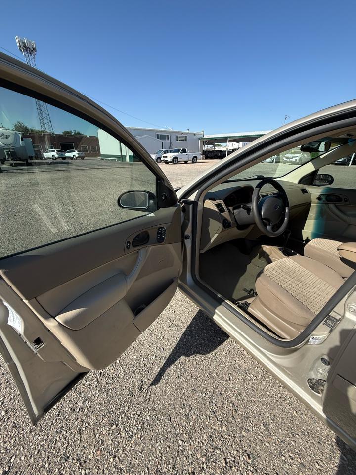 Ford Focus ZX4 SE 2007