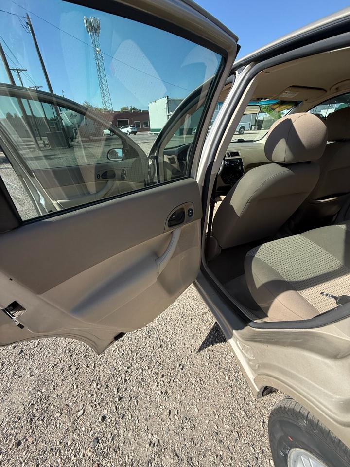 Ford Focus ZX4 SE 2007