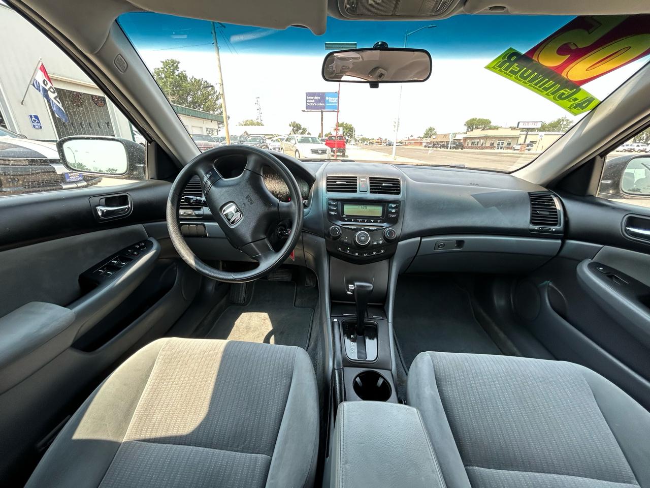 Honda Accord LX sedan AT 2005