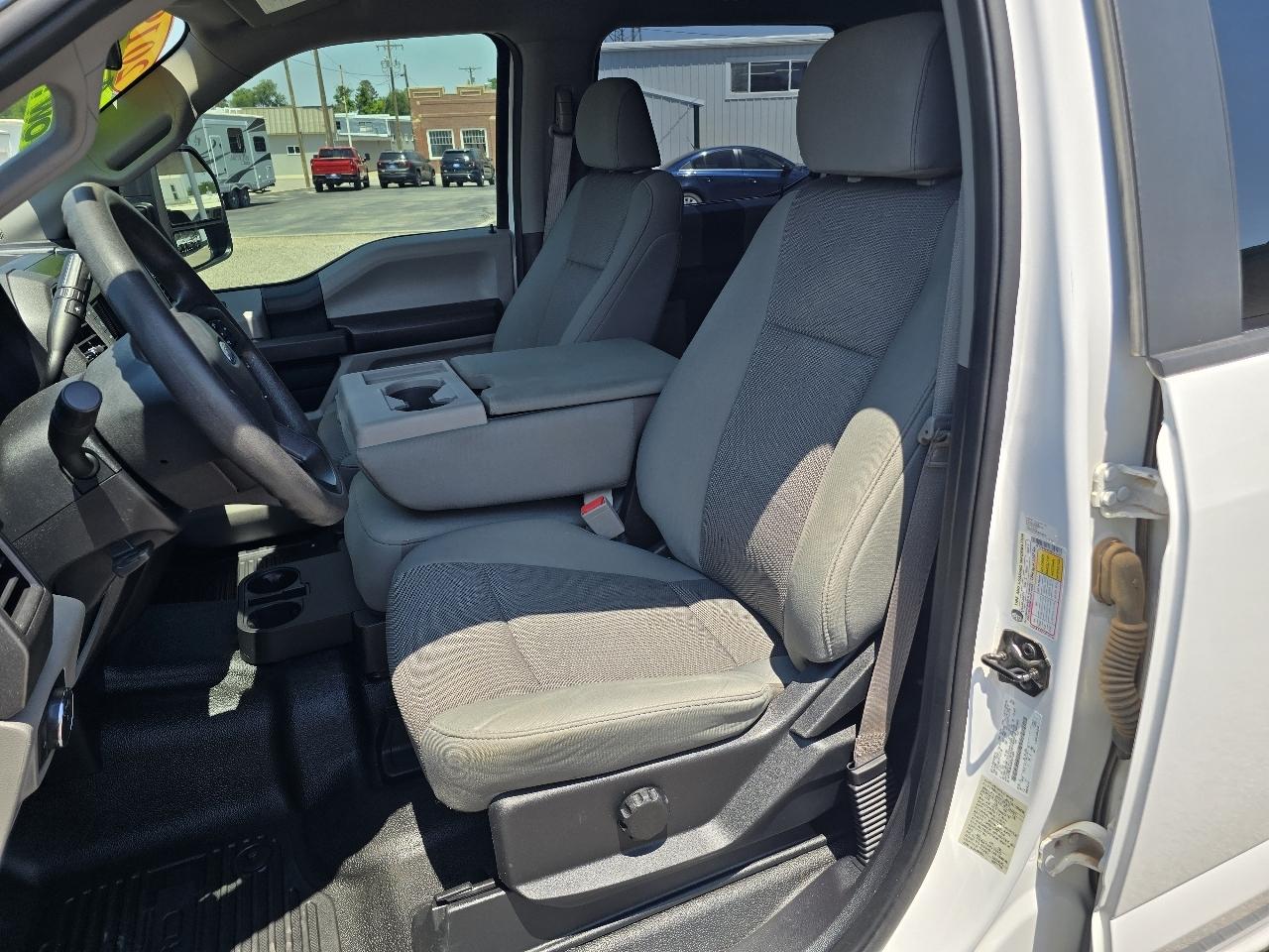 Ford F-350 SD XL Crew Cab Long Bed 4WD 2019