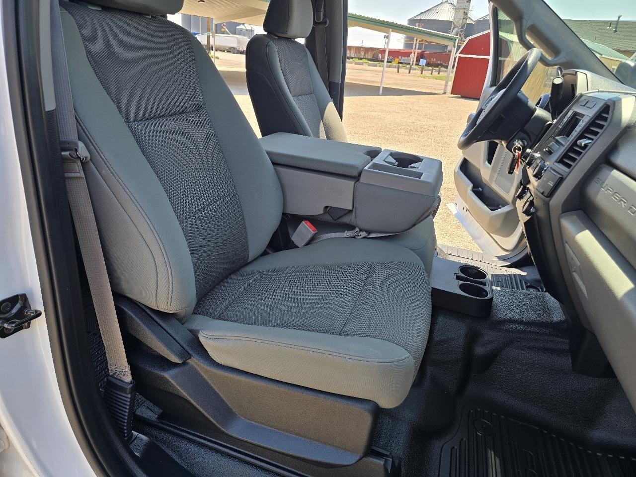 Ford F-350 SD XL Crew Cab Long Bed 4WD 2019