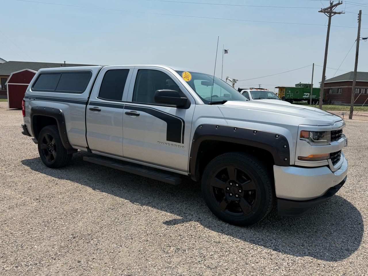 Chevrolet Silverado 1500 Custom Double Cab 4WD 2017