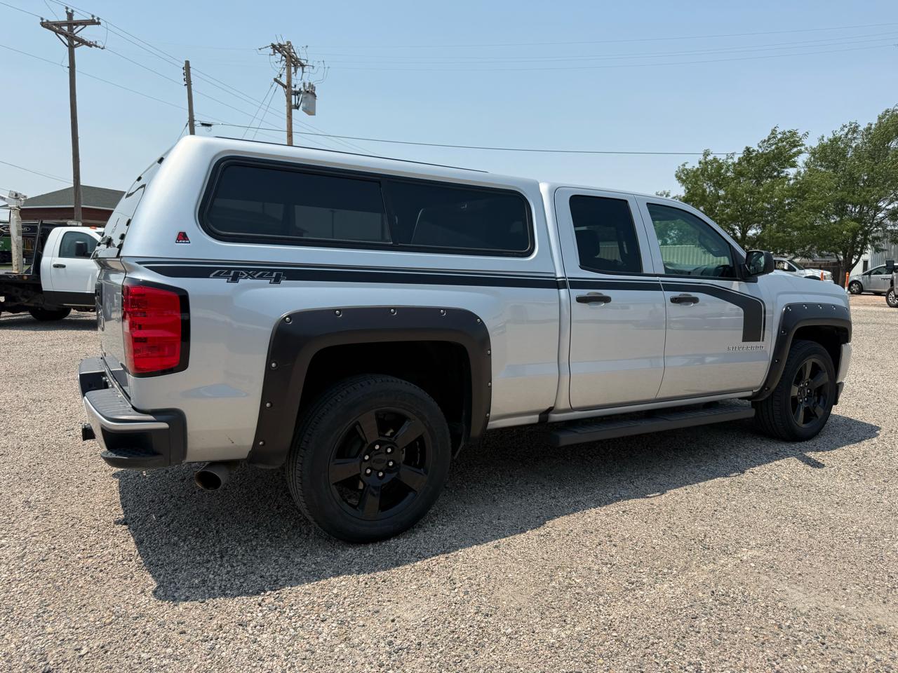 Chevrolet Silverado 1500 Custom Double Cab 4WD 2017