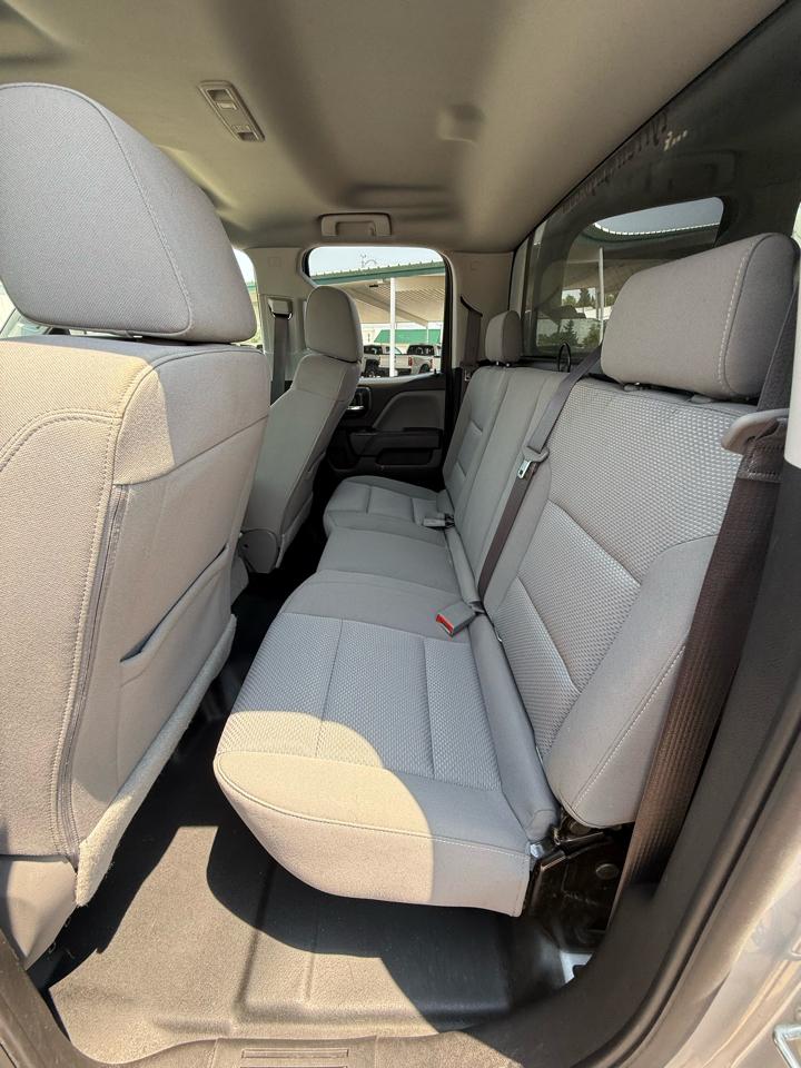Chevrolet Silverado 1500 Custom Double Cab 4WD 2017
