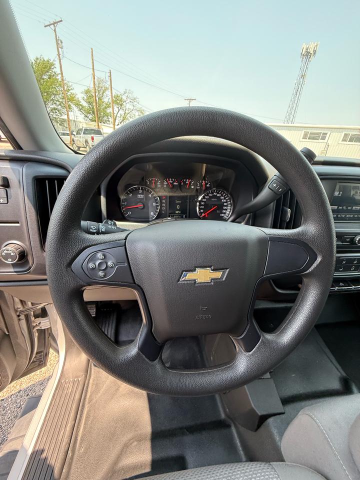Chevrolet Silverado 1500 Custom Double Cab 4WD 2017