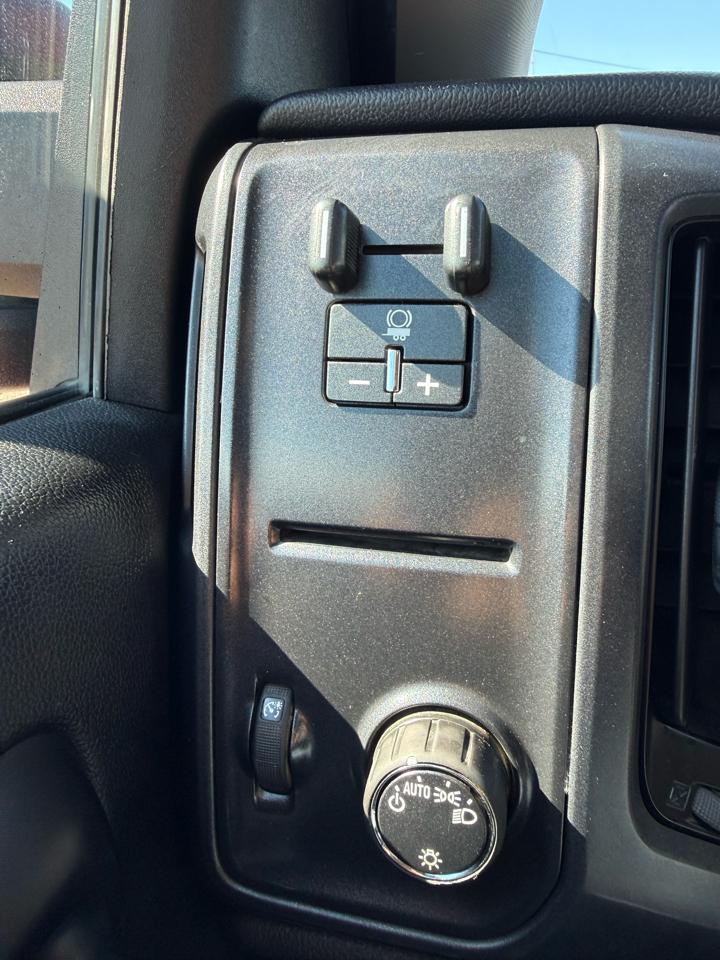 Chevrolet Silverado 2500HD Work Truck Crew Cab 4WD 2016