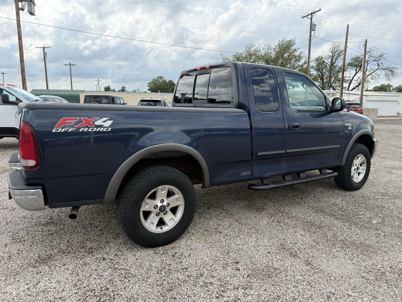 Ford F-150 XLT SuperCab Long Bed 4WD 2002