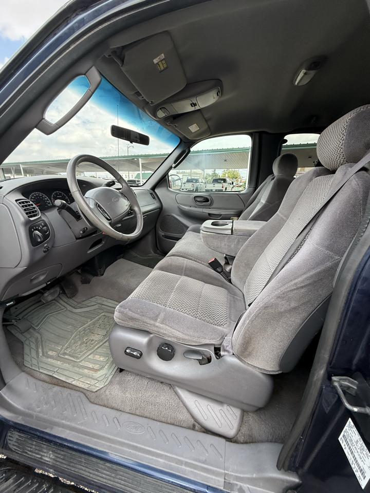 Ford F-150 XLT SuperCab Long Bed 4WD 2002
